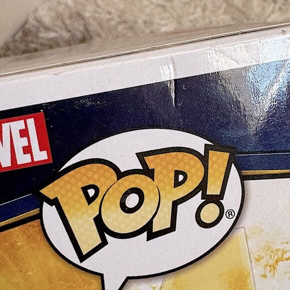 Funko Pop! Marvel Avengers Infinity War #287 Iron Spider w/ Protective Case - Picture 8 of 8